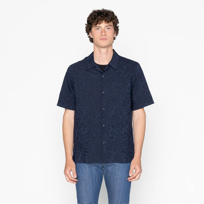 Aloha Shirt front fit view