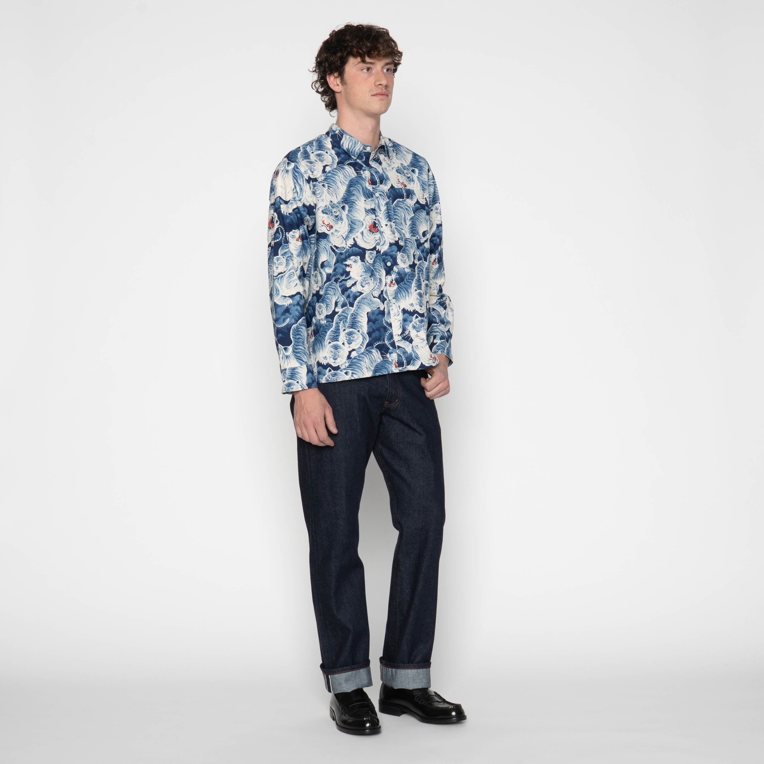 True Shirt - Japanese Tigers Indigo - Indigo by Naked & Famous Denim